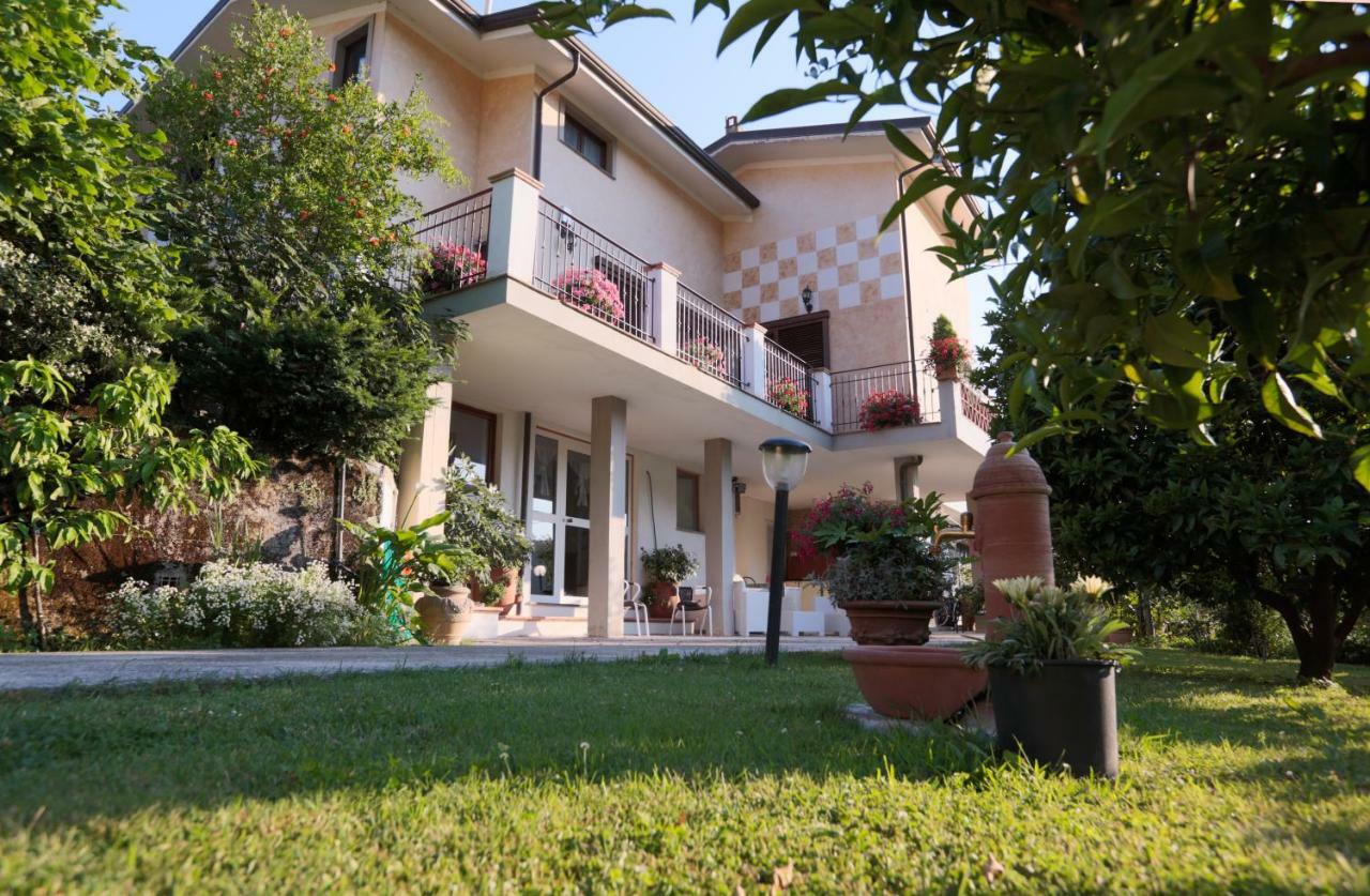 فيلا Parte Di Casa Con Giardino E Piscina بيتراسانتا المظهر الخارجي الصورة