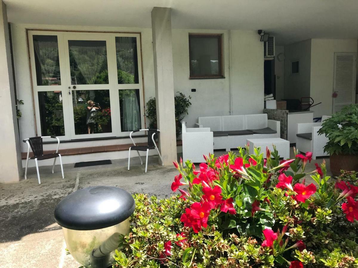 فيلا Parte Di Casa Con Giardino E Piscina بيتراسانتا المظهر الخارجي الصورة